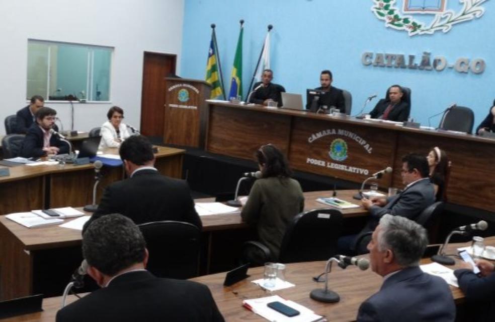 VEREADORES APROVAM NOVO HORÁRIO DE SESSÃO