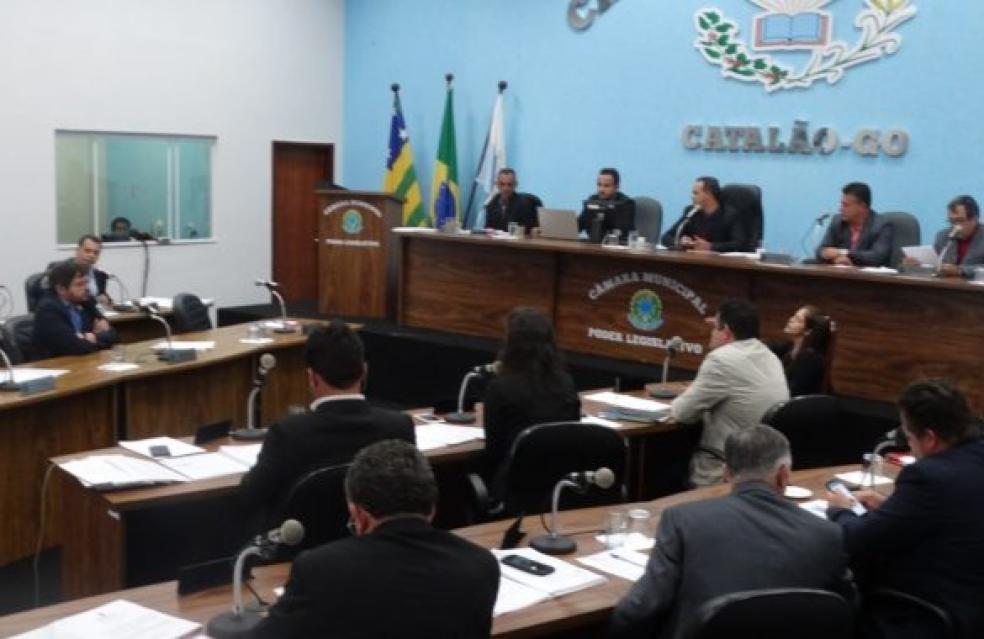 NA 21ª SESSÃO VEREADORES APROVAM 6 PROJETOS